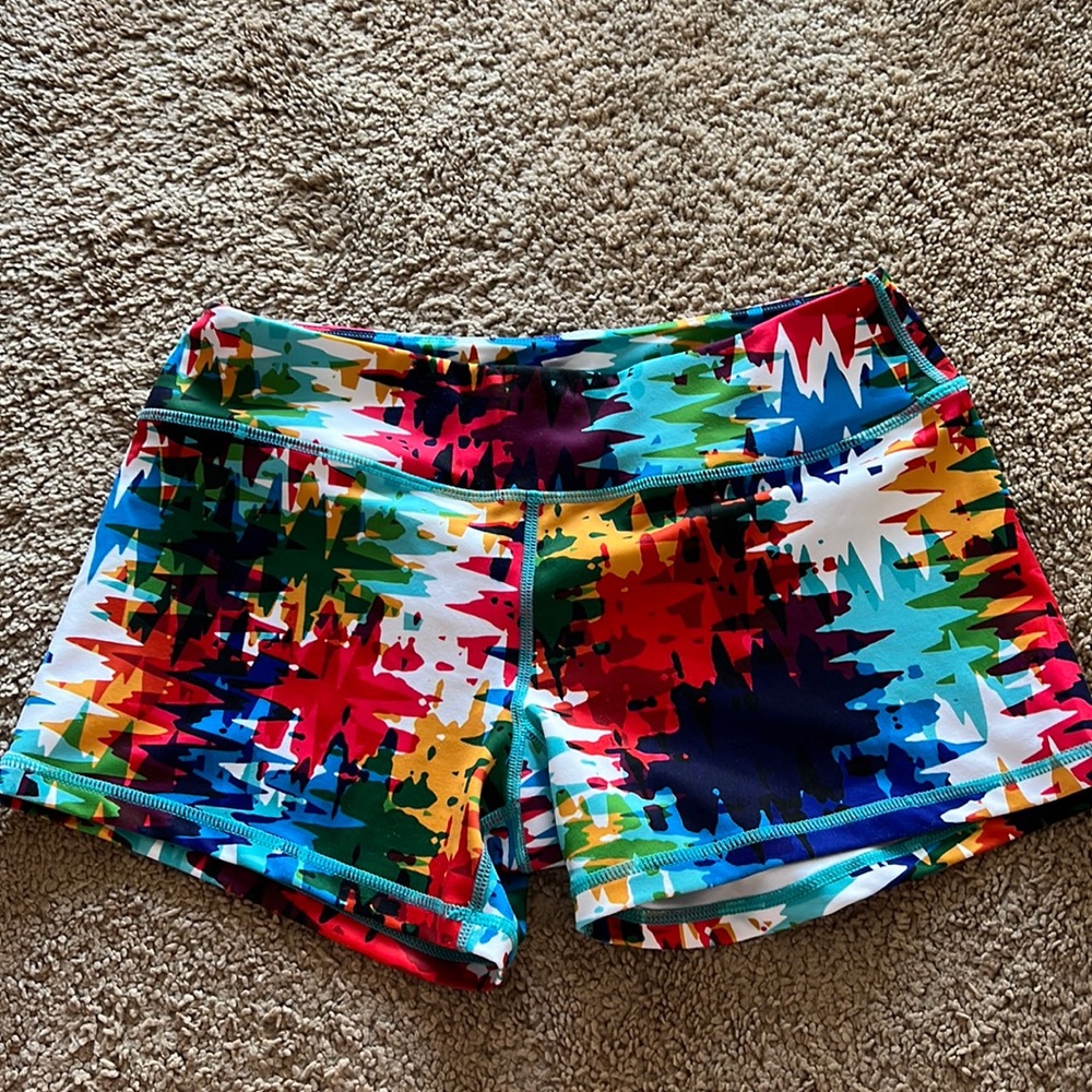 Born primitive shorts